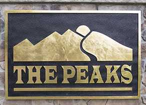Neighborhood sign for The Peaks in Jefferson Twp, Morris County, NJ